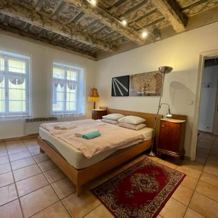 Historical Apartment With Balcony Prag Exterior foto