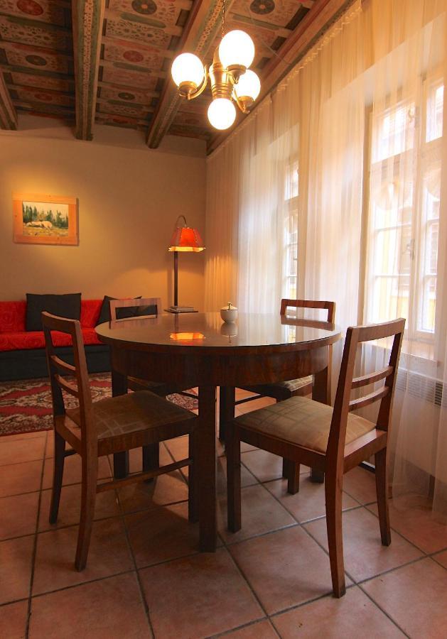 Historical Apartment With Balcony Prag Exterior foto